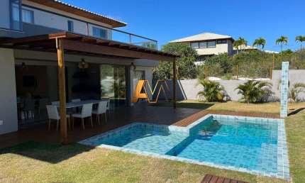 Casa à venda no bairro Praia do Forte - Mata de São João/BA