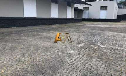 Pavilhão/Galpão para alugar no bairro Porto Seco Pirajá - Salvador/BA