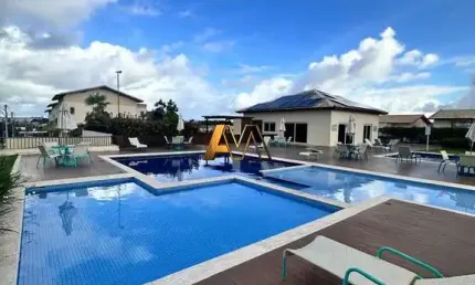 Casa para alugar no bairro Alphaville (Abrantes) - Camaçari/BA