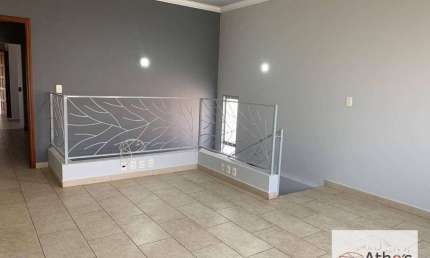 Sobrado com 2 dormitórios à venda, 212 m² por R$ 750.000,00 - Jardim Pompéia - Indaiatuba/SP