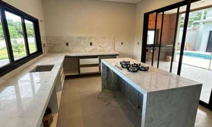 Casa com 3 dormitórios à venda, 300 m² por R$ 2.200.000,00 - Jardim Piemonte - Indaiatuba/SP