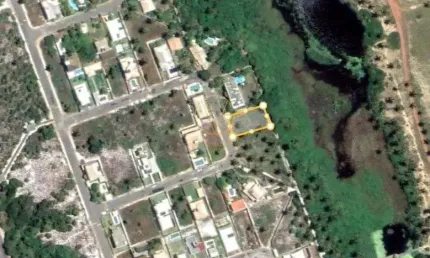 Terreno em condomínio fechado à venda na Barra do Jacuípe, Camaçari 