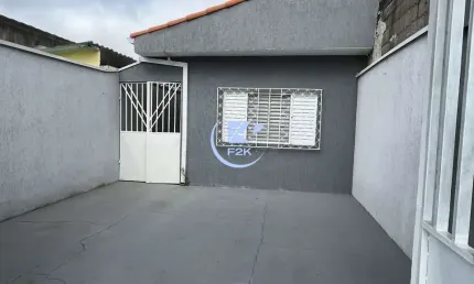 Casa à venda no Alto Ipiranga em Mogi das Cruzes, 02 dormitórios 61m² quintal am