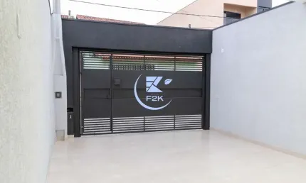 Casa na vila brasileira à venda, em mogi das cruzes, 129m², 3 dormitórios