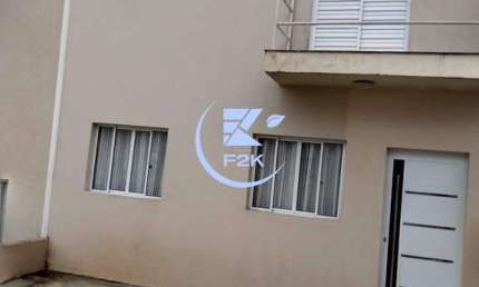 Excelente sobrado em condomínio, com 2 quartos, closet e área Gourmet