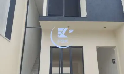 Sobrado em construção com 3 dorms, sendo 1 suíte, fino acabamento e moderno