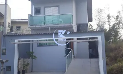 Excelente sobrado à venda com 3 dorms, sendo 1 suíte e área gourmet