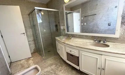 Aluguel, apartamento de luxo com uma vista espetacular em higienópolis 328 m², 
4 quartos, 3 suites, 5 vagas, área de lazer completo.