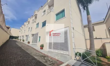 Sobrado em condomínio fechado com 03 dormitórios no bairro da Vila Matilde/SP