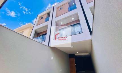 Casa à venda na Penha de França, São Paulo-SP: 3 quartos, 1 suíte, 1 sala, 3 banheiros, 3 vagas de garagem, 140m².