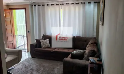Casa de condomínio fechado a venda na região da Vila Esperança / SP.