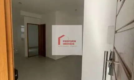 Apartamento com 2 dormitórios á venda no bairro Vila Nhocuné / SP.