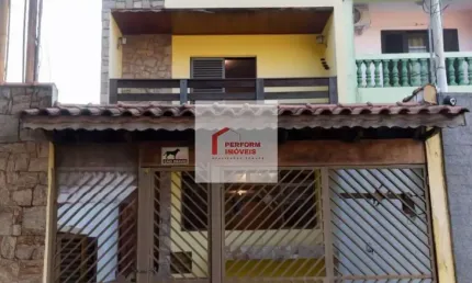 Sobrado á venda com 6 dormitórios no bairro Jardim Itapemirim / SP.