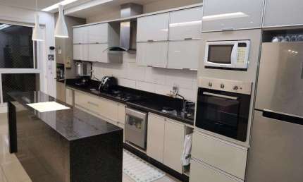 Apartamento com 03 suítes à venda, 117,00m² - R$930.000 – Com excelente localização no Jardim Atlântico em Goiânia