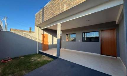 Casa à venda com 2 quartos, 88 m² por R$ 275.000 - Setor Maysa - Trindade/GO