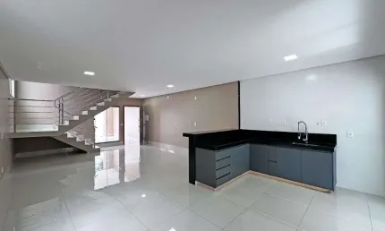 Sobrado de 200 m² com 03 suítes à venda por R$ 1.250.000 no Jardim Atlântico - Goiânia/GO
