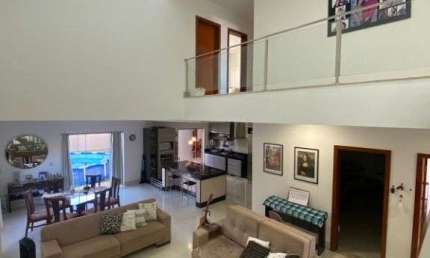 Sobrado de 407 m² com 04 suítes à venda por R$ 2.900.000 no Residencial Goiânia Golfe Clube - Goiânia/GO
