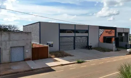 Galpão no ResIdencial Acropolle II disponível para locação, 300m² - R$5.500 mensais - Goiânia/GO