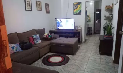 03 casas à venda com 212 m² ao total por R$ 250.000 no Sítios Santa Luzia - Aparecida de Goiânia/GO
