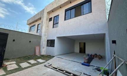 Sobrado de 190 m² com 03 suítes à venda por R$ 1.250.000 no Jardim América - Goiânia/GO