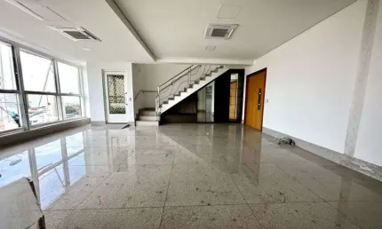 Cobertura com 03 suítes à venda, 329 m² por R$ 2.690.000 - Setor Bueno - Goiânia/GO