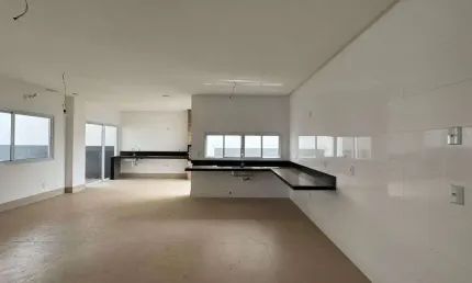 Sobrado de 179,60 m² com 03 suítes à venda por R$ 1.050.000 no Sítios Santa Luzia - Aparecida de Goiânia/GO