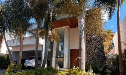 Sobrado de 380 m² com 04 suítes à venda por R$ 2.790.000 no Residencial Anaville - Anápolis/GO