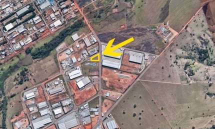 Área de 2865 m² para alugar por R$ 7.500/mensais no Parque Industrial de Aparecida de Goiânia - Aparecida de Goiânia/GO
