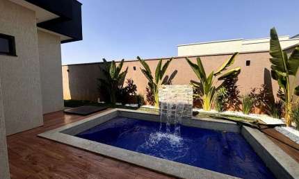 Casa de 180 m² com 04 suítes à venda por R$ 1.199.000 no Terras Alpha 1 - Senador Canedo/GO