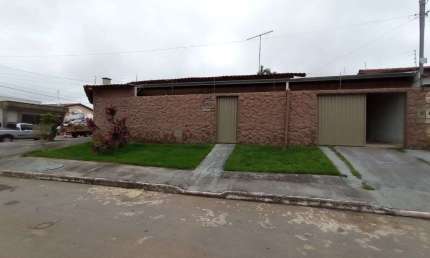 Casa de 180 m² com 03 quartos à venda por R$ 430.000 na Cidade Vera Cruz - Aparecida de Goiânia