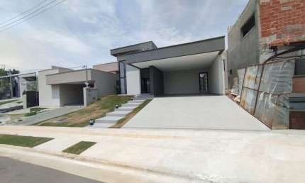 Casa de 180 m² com 03 suítes à venda por R$ 1.420.000 no Jardins Nápoles - Senador Canedo