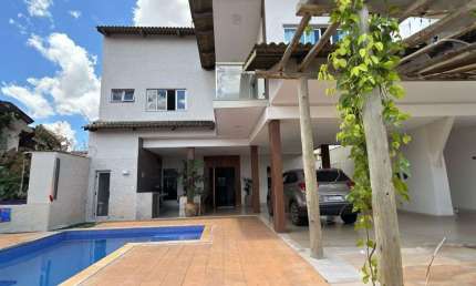 Sobrado com 4 dormitórios à venda, 352 m² por R$ 2.190.000,00 - Setor Coimbra - Goiânia/GO