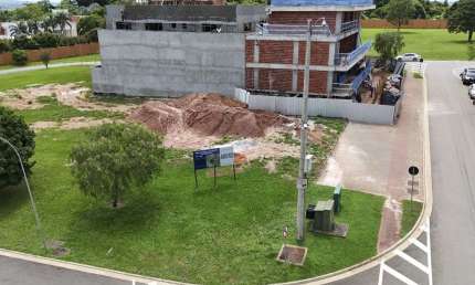 Área comercial de 418 m² para alugar por R$ 11.000/mensais no Residencial Alphaville Flamboyant - Goiânia