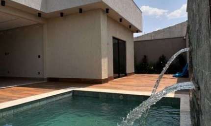 Casa com 3 dormitórios à venda, 220 m² por R$ 990.000,00 - Garavelo Residencial Park - Aparecida de Goiânia/GO