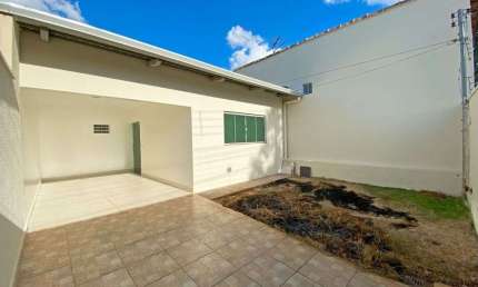 Casa com 3 dormitórios à venda, 127 m² por R$ 450.000,00 - Setor Faiçalville - Goiânia/GO