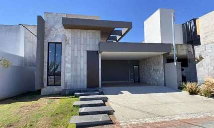 Casa de 165 m² com 03 suítes à venda por R$ 1.500.000 no Jardim Cristal - Aparecida de Goiânia