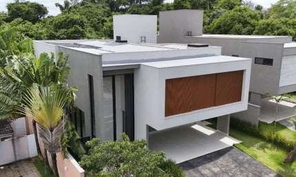 Sobrado de 453 m² com 05 suítes à venda por R$ 6.750.000 no Alphaville Flamboyant Residencial dos Ipês - Goiânia
