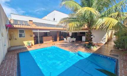 Casa de 245 m² com 03 quartos à venda por R$ 1.100.000 no Parque Anhangüera - Goiânia