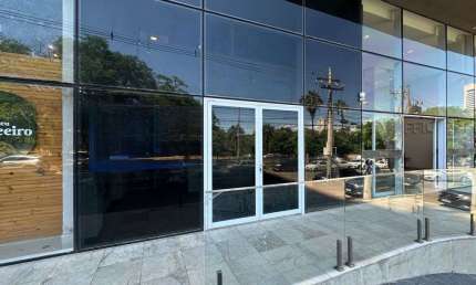 Sala comercial de 60 m² à venda por R$ 1.060.000 no Jardim Goiás - Goiânia