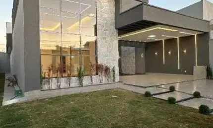 Casa de 211 m² com 04 suítes à venda por R$ 1.350.000 no Jardim Presidente - Goiânia