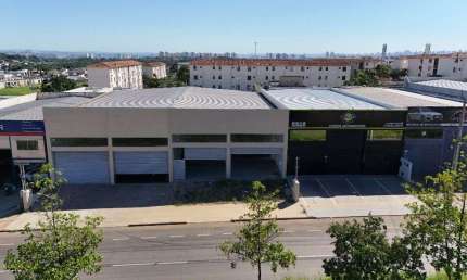 Galpão comercial de 300 m² para alugar por R$ 5.000/mensais no Setor Moinho dos Ventos - Goiânia
