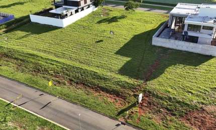 Lote de 704 m² à venda por R$ 1.930.400 no Plateau D'or Privilege - Goiânia/GO