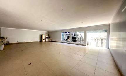 Casa comercial de 130 m² para alugar por R$ 15.000/mensais no Setor Marista - Goiânia