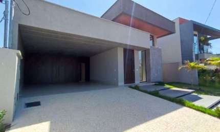 Sobrado de 296 m² com 04 suítes à venda por R$ 1.800.000 no Jardins Barcelona - Senador Canedo