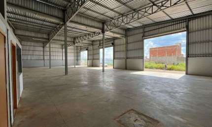 Galpão de 606 m² para alugar por R$ 12.500/mensais no Setor Sul - Trindade