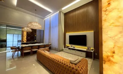Casa de 330 m² com 03 suítes à venda por R$ 2.000.000 no Setor Vila Rosa - Goiânia