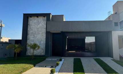 Casa de 160 m² com 03 suítes à venda por R$ 1.200.000 no Jardins Bolonha - Senador Canedo