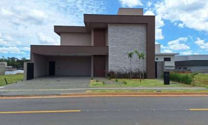 Sobrado de 288 m² com 04 suítes à venda por R$ 3.500.000 no Jardins França - Goiânia
