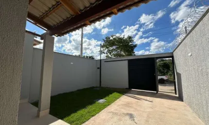 Casa de 103 m² com 03 quartos à venda por R$ 328.000 no Parque Dos Buritis 2 - Senador Canedo