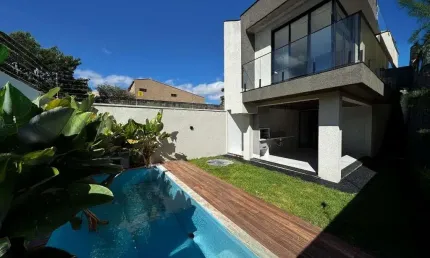 Sobrado de 217 m² com 03 suítes à venda por R$ 1.600.000 no Jardim Atlântico - Goiânia